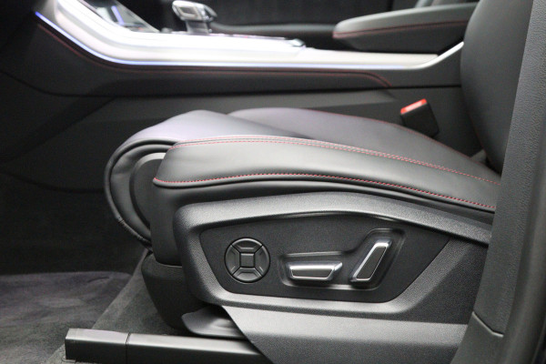 Audi Q8 60 TFSI e 490 PK Quattro S-Line Pro Line Competition PHEV, Panoramadak, Trekhaak, RS-Stoelen, Bang&Olufsen, Memory, Sfeerverlich