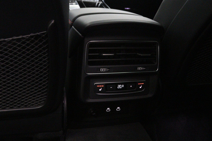 Audi Q8 60 TFSI e 490 PK Quattro S-Line Pro Line Competition PHEV, Panoramadak, Trekhaak, RS-Stoelen, Bang&Olufsen, Memory, Sfeerverlich