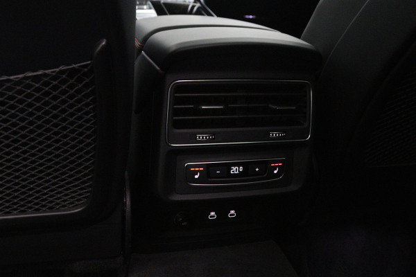Audi Q8 60 TFSI e 490 PK Quattro S-Line Pro Line Competition PHEV, Panoramadak, Trekhaak, RS-Stoelen, Bang&Olufsen, Memory, Sfeerverlich