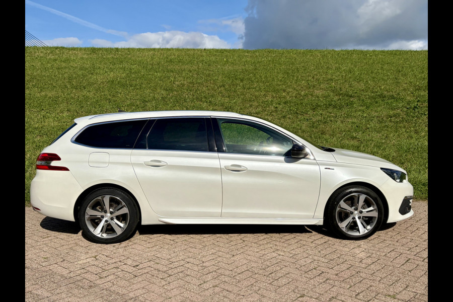 Peugeot 308 SW 1.2 PureTech GT-line Panoramadak | PDC V&A | Camera A | Apple CarPlay / Android Auto | Keyless