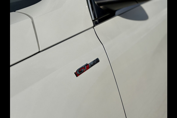 Peugeot 308 SW 1.2 PureTech GT-line Panoramadak | PDC V&A | Camera A | Apple CarPlay / Android Auto | Keyless