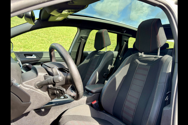 Peugeot 308 SW 1.2 PureTech GT-line Panoramadak | PDC V&A | Camera A | Apple CarPlay / Android Auto | Keyless