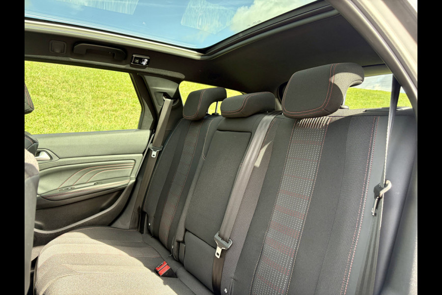Peugeot 308 SW 1.2 PureTech GT-line Panoramadak | PDC V&A | Camera A | Apple CarPlay / Android Auto | Keyless
