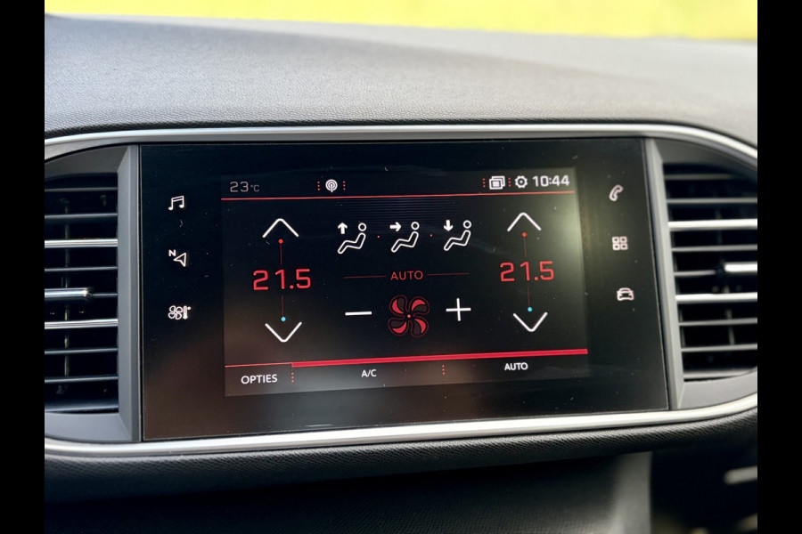 Peugeot 308 SW 1.2 PureTech GT-line Panoramadak | PDC V&A | Camera A | Apple CarPlay / Android Auto | Keyless