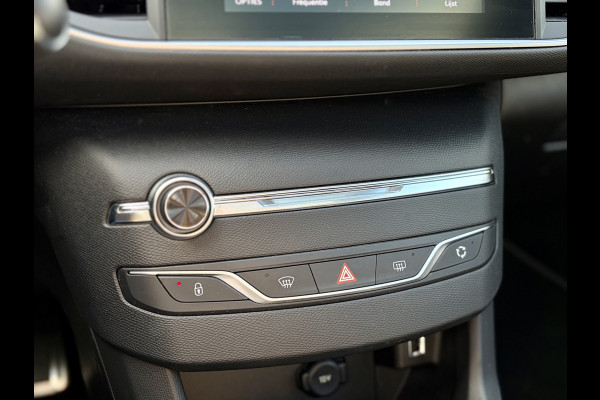 Peugeot 308 SW 1.2 PureTech GT-line Panoramadak | PDC V&A | Camera A | Apple CarPlay / Android Auto | Keyless