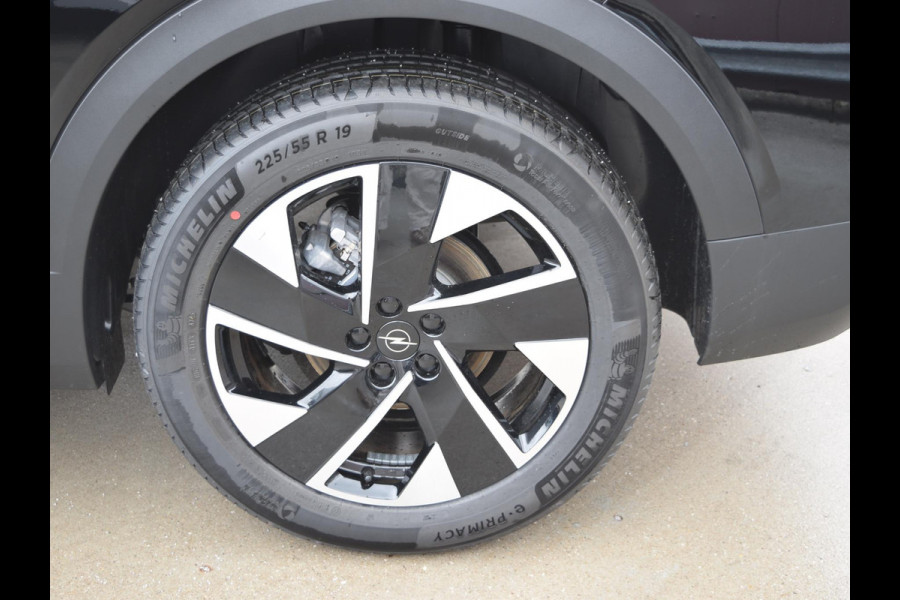 Opel Grandland 1.2 Turbo Hybrid Business Edition | AUTOMAAT | 145 PK | PANORAMISCH GLAZEN SCHUIFDAK | TECHNOLOGIE PLUS PAKKET | COMFORT PLUS PAKKET