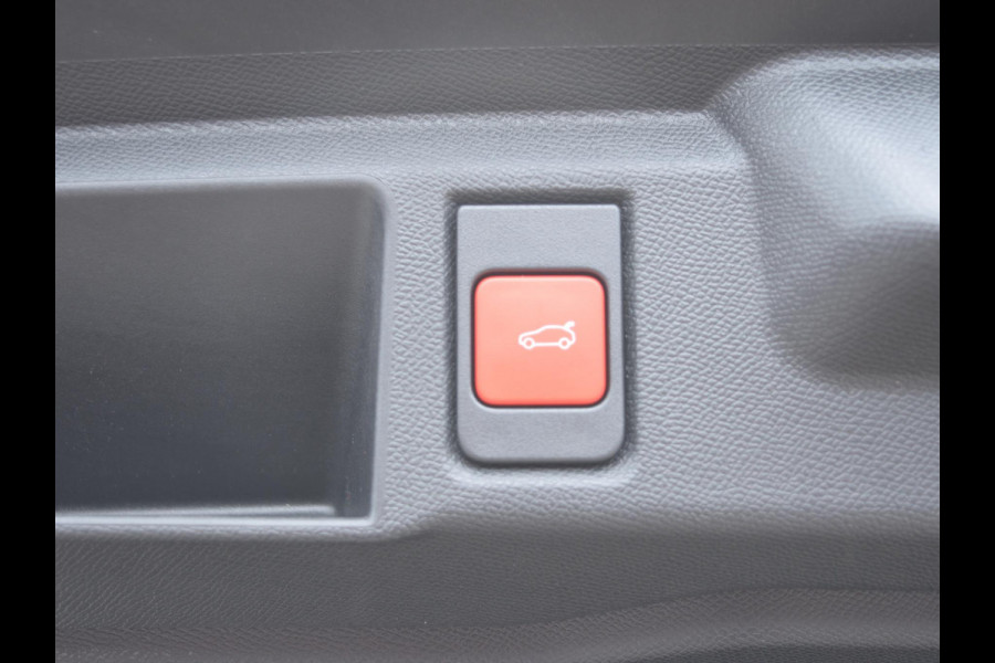 Opel Grandland 1.2 Turbo Hybrid Business Edition | AUTOMAAT | 145 PK | PANORAMISCH GLAZEN SCHUIFDAK | TECHNOLOGIE PLUS PAKKET | COMFORT PLUS PAKKET