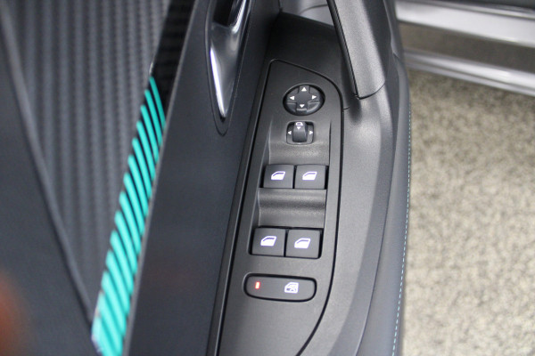 Peugeot 2008 1.2 PureTech Allure Adaptive cruise|Carplay|BTW