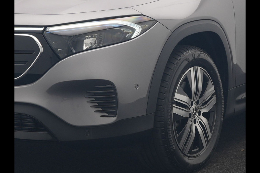 Mercedes-Benz EQB 250+ Luxury Line 74 kWh 191pk Dealer O.H | Adaptive Cruise | 360 Camera | Lederen Sportstoelen Verwarmd | Apple Carplay | Keyless | BLIS | Navigatie | Virtual | DAB | 18"L.M |