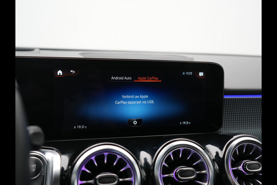 Mercedes-Benz EQB 250+ Luxury Line 74 kWh 191pk Dealer O.H | Adaptive Cruise | 360 Camera | Lederen Sportstoelen Verwarmd | Apple Carplay | Keyless | BLIS | Navigatie | Virtual | DAB | 18"L.M |