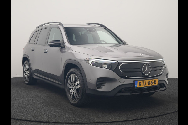 Mercedes-Benz EQB 250+ Luxury Line 74 kWh 191pk Dealer O.H | Adaptive Cruise | 360 Camera | Lederen Sportstoelen Verwarmd | Apple Carplay | Keyless | BLIS | Navigatie | Virtual | DAB | 18"L.M |
