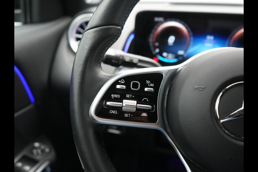 Mercedes-Benz EQB 250+ Luxury Line 74 kWh 191pk Dealer O.H | Adaptive Cruise | 360 Camera | Lederen Sportstoelen Verwarmd | Apple Carplay | Keyless | BLIS | Navigatie | Virtual | DAB | 18"L.M |