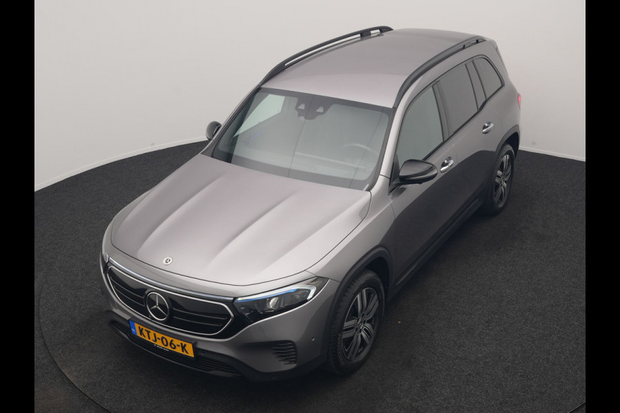 Mercedes-Benz EQB 250+ Luxury Line 74 kWh 191pk Dealer O.H | Adaptive Cruise | 360 Camera | Lederen Sportstoelen Verwarmd | Apple Carplay | Keyless | BLIS | Navigatie | Virtual | DAB | 18"L.M |