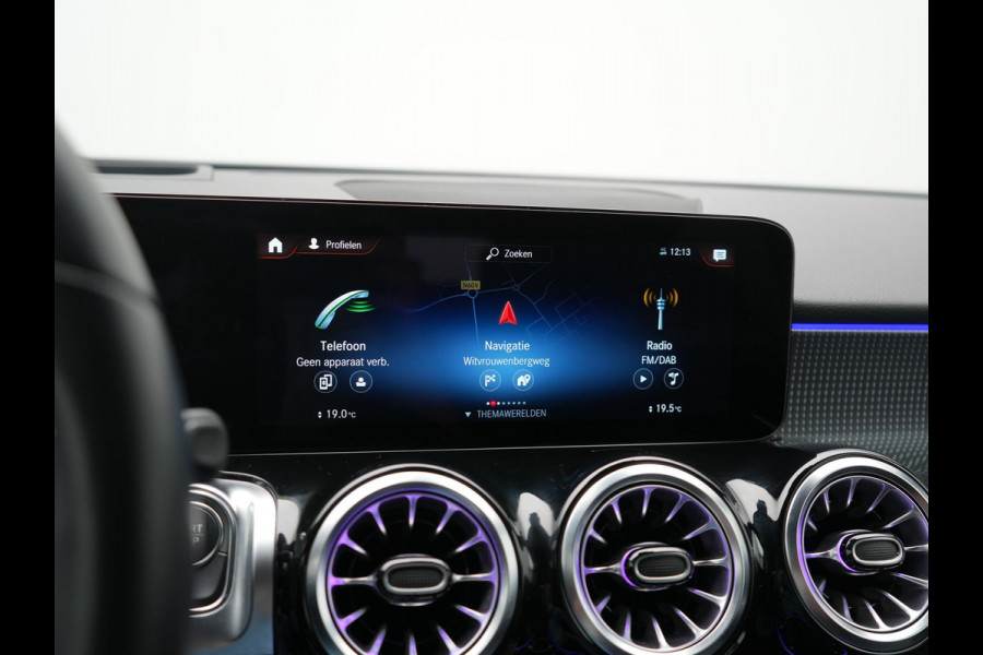 Mercedes-Benz EQB 250+ Luxury Line 74 kWh 191pk Dealer O.H | Adaptive Cruise | 360 Camera | Lederen Sportstoelen Verwarmd | Apple Carplay | Keyless | BLIS | Navigatie | Virtual | DAB | 18"L.M |