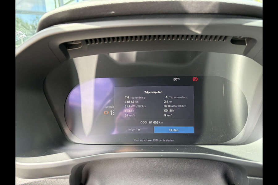 Volvo XC40 Recharge Plus SOH 92%| PILOT ASSIST ACC| ELEKTRISCHE ACHTERKLEP| DODE HOEK SENSOR |WARMTEPOMP| STOEL + STUURVERWARMING| ACHTERUITRIJCAMERA| RIJKLAAPRIJS INCL. 12 MND BOVAG GARANTIE|