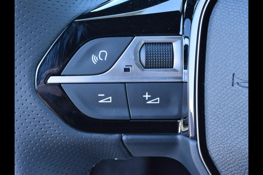 Peugeot 208 1.2 Hybrid 145 e-DCS6 GT | AUTOMAAT | 145 PK | ALCANTARA EXECUTIVE INTERIEUR | NAVI PACK | VISION PACK | DRIVE ASSIST PLUS PACK |
