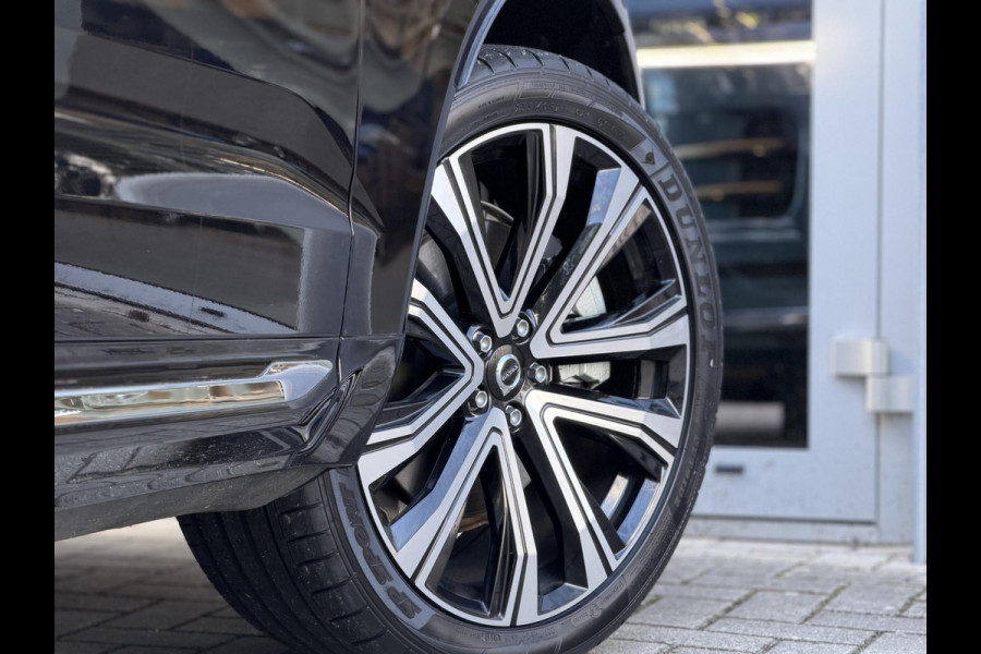 Volvo XC60 2.0 T8 455PK Plug-in hybrid AWD Ultimate Bright Pano|Luchtvering|Ventilatie|Pilot||H/K|HUD|Trekhaak|21"