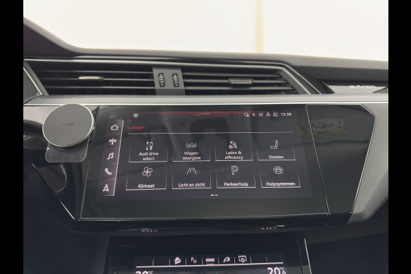 Audi e-tron 55 quattro Advanced edition 95 kWh [3-Fase-11kW] (INCL-BTW) Aut.*FULL-LED | DIGI-COCKPIT | KEYLESS | MEMORY-PACK | CAMERA | NAVI-FULLMAP | SHIFTPADDLES | DAB+ | HEATED-COMFORTSEATS | CRUISE | DRIVE-SELECT | 20''ALU*