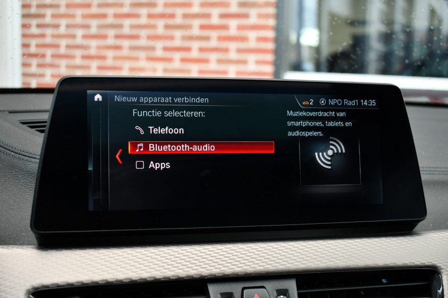 BMW X2 xDrive25e M-Sport | Pano | HUD | Sunset orange | 19 inch | Camera
