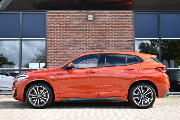 BMW X2 xDrive25e M-Sport | Pano | HUD | Sunset orange | 19 inch | Camera