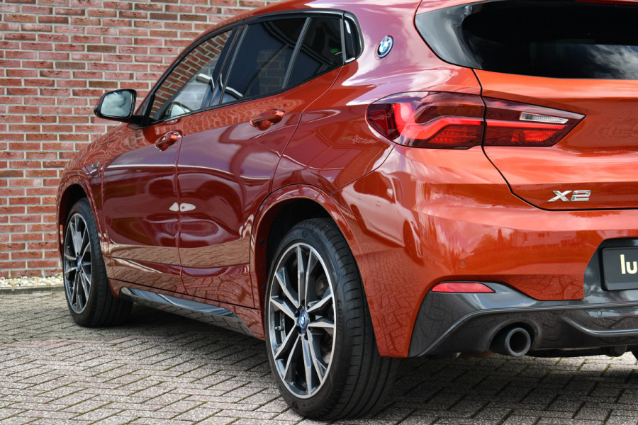 BMW X2 xDrive25e M-Sport | Pano | HUD | Sunset orange | 19 inch | Camera