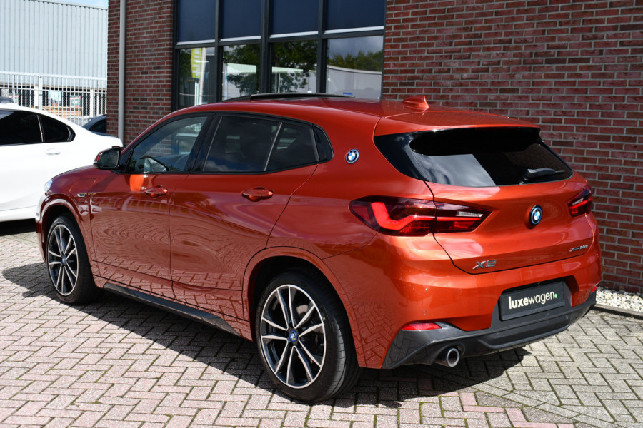 BMW X2 xDrive25e M-Sport | Pano | HUD | Sunset orange | 19 inch | Camera