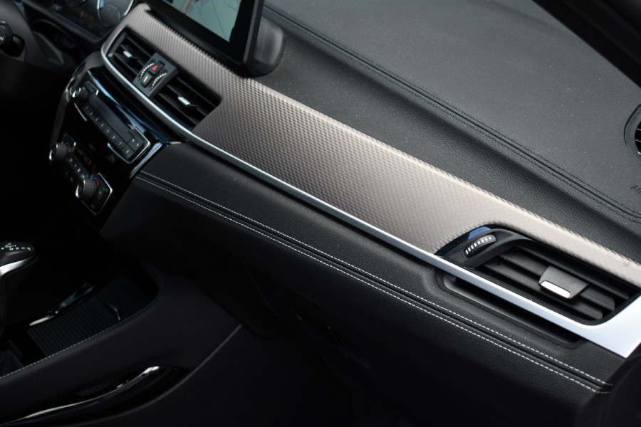 BMW X2 xDrive25e M-Sport | Pano | HUD | Sunset orange | 19 inch | Camera