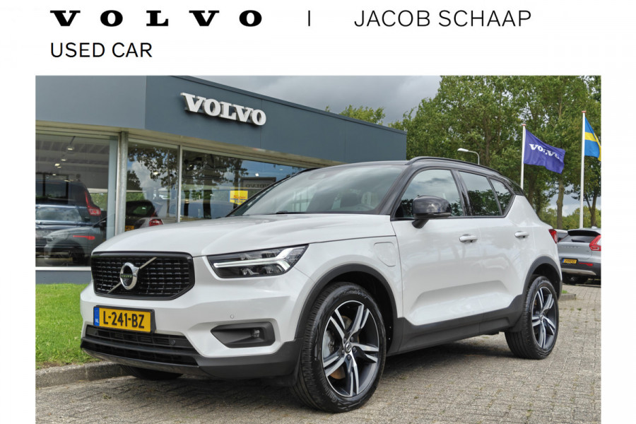 Volvo XC40 T5 262PK Plug-in Hybrid R-Design | BLIS | Pano | H&K | Stoel/stuur Verwarm. | Elektr. stoelen/Kofferklep |