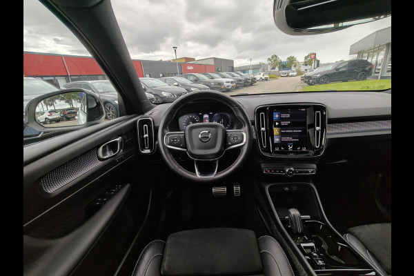 Volvo XC40 T5 262PK Plug-in Hybrid R-Design | BLIS | Pano | H&K | Stoel/stuur Verwarm. | Elektr. stoelen/Kofferklep |