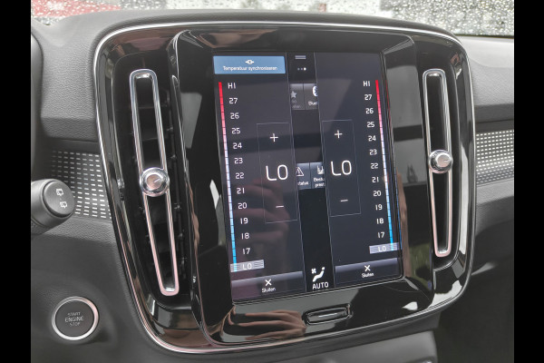 Volvo XC40 T5 262PK Plug-in Hybrid R-Design | BLIS | Pano | H&K | Stoel/stuur Verwarm. | Elektr. stoelen/Kofferklep |