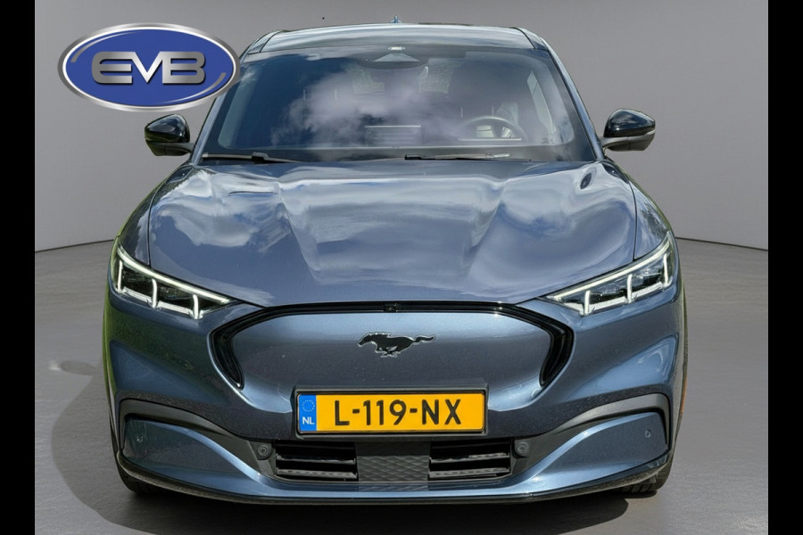 Ford Mustang Mach-E Extended AWD 98 kWh, panoramadak, leder, 1 e eigenaar, vol opties! NL auto met nap