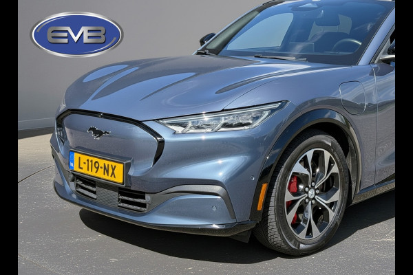 Ford Mustang Mach-E Extended AWD 98 kWh, panoramadak, leder, 1 e eigenaar, vol opties! NL auto met nap
