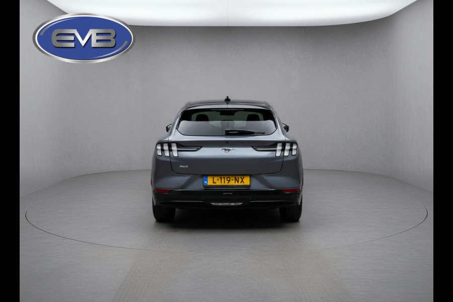 Ford Mustang Mach-E Extended AWD 98 kWh, panoramadak, leder, 1 e eigenaar, vol opties! NL auto met nap