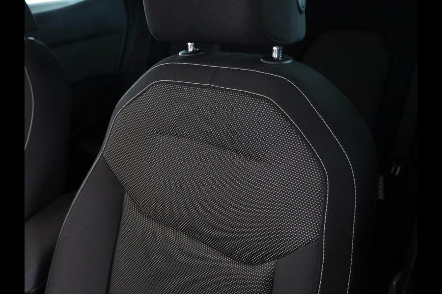 Seat Arona 1.0 TSI Xcellence Launch Edition 116pk | Navigatie | Climatronic | 17 inch lichtmetalen velgen | Parkeersensoren achter | Verwarmbare voorstoelen