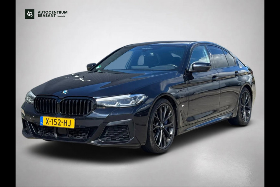 BMW 5 Serie 545e xDrive High Executive M-SPORT (Dealer OndH, Navi Pro, Camera, Stuur&StoelVerW, Addapt Cruise, PDC V+A, Etc)