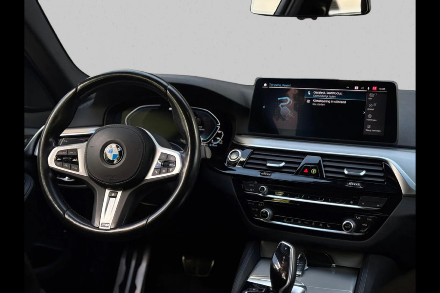 BMW 5 Serie 545e xDrive High Executive M-SPORT (Dealer OndH, Navi Pro, Camera, Stuur&StoelVerW, Addapt Cruise, PDC V+A, Etc)