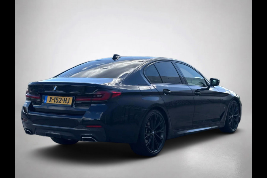 BMW 5 Serie 545e xDrive High Executive M-SPORT (Dealer OndH, Navi Pro, Camera, Stuur&StoelVerW, Addapt Cruise, PDC V+A, Etc)