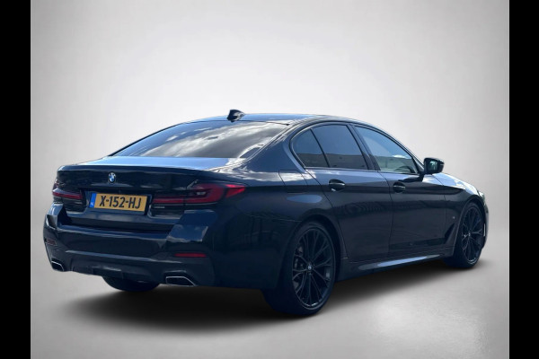 BMW 5 Serie 545e xDrive High Executive M-SPORT (Dealer OndH, Navi Pro, Camera, Stuur&StoelVerW, Addapt Cruise, PDC V+A, Etc)