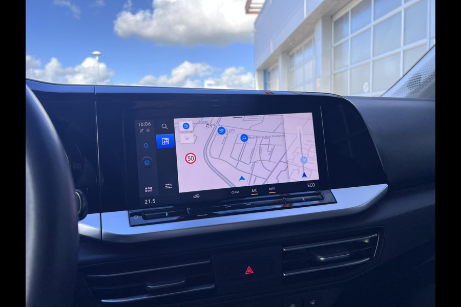 Ford Tourneo Connect 1.5 EcoBoost PHEV L2 Titanium 150pk | Trekhaak | Achteruitrijcamera | Lederen bekleding | Adaptive cruise control