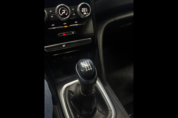 Renault Mégane Estate 1.0 TCe Navi | Clima | Cruise | PDC