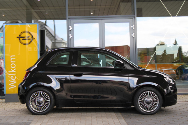 Fiat 500E Icon 42 kWh Cabrio | Navigatie | Led