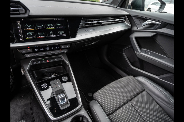 Audi A3 Sportback 40 TFSIe S-Line | Carplay | S-Sportstoelen | 18" LMV | LED