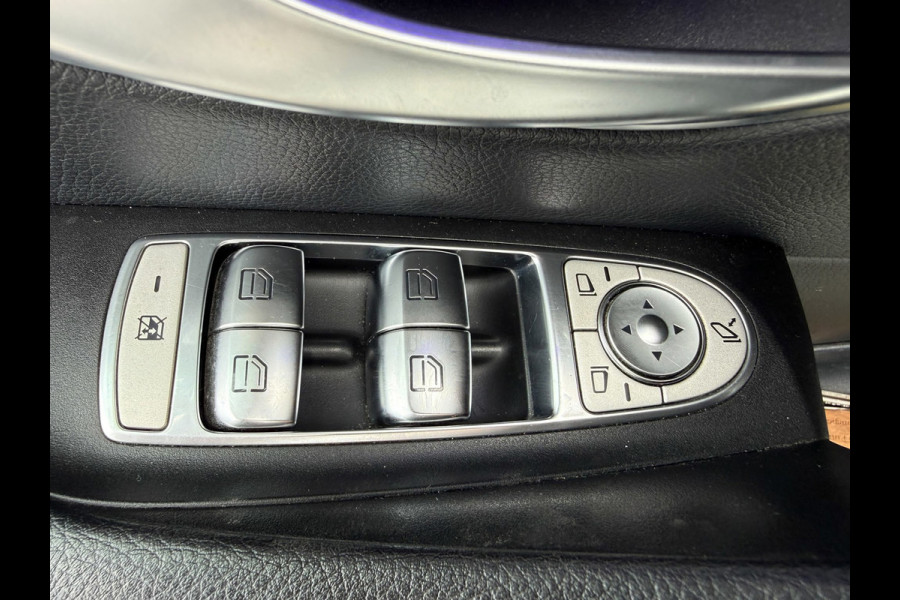 Mercedes-Benz E-Klasse 220 d Business Solution AMG pakket