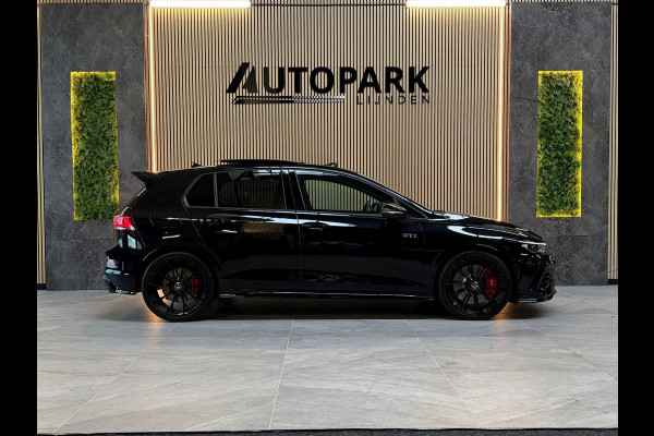 Volkswagen Golf 2.0 TSI GTI CLUBSPORT |BTW|PANO|AKRA|H&K|HuD|LEDER|MEMORY|IQ LIGHTS|BLINDSPOT|SFEERVERLICHTING|NURBURGRING|BOMVOL!