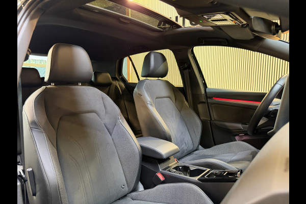 Volkswagen Golf 1.5 eTSI 50 Jahre|PANO|MASSAGE|HuD|MEMORY|IQ LIGHTS|KEYLESS|ACC|FABRIEKSGARANTI|CARPLAY|SFEERVERLICHTING|BOMVOL!