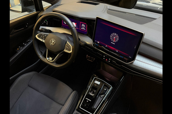 Volkswagen Golf 1.5 eTSI 50 Jahre|PANO|MASSAGE|HuD|MEMORY|IQ LIGHTS|KEYLESS|ACC|FABRIEKSGARANTI|CARPLAY|SFEERVERLICHTING|BOMVOL!