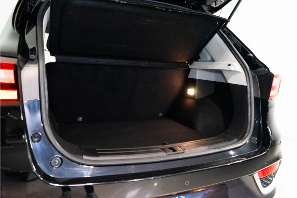 MG Mg Zs EV Luxury 45 kWh 143PK | Panoramadak | Keyless | Elektr. Stoelen | VOL! Garantie