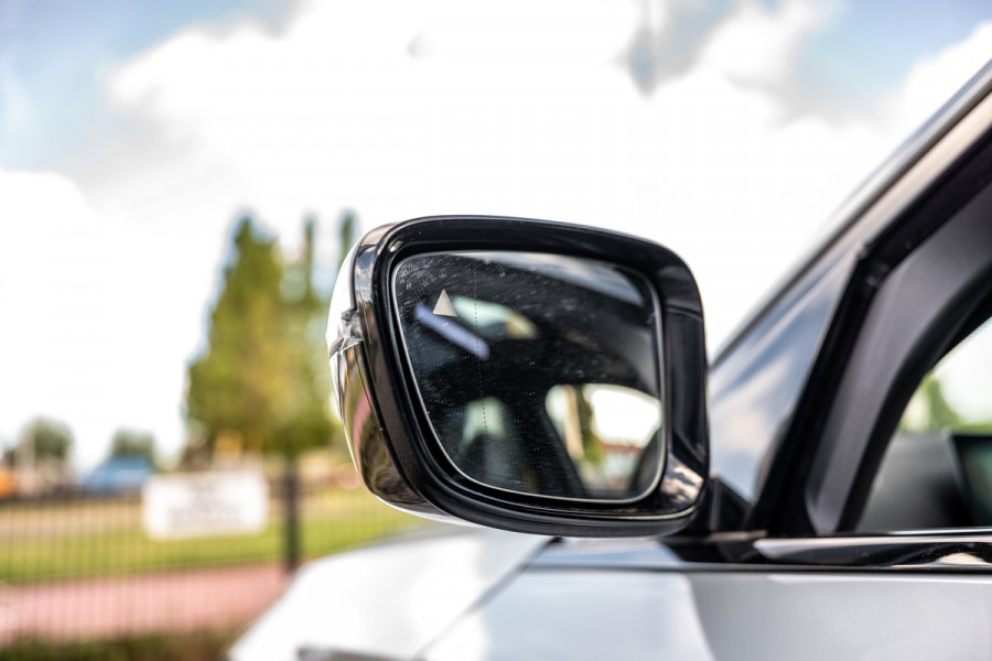 BMW 3 Serie Touring 330e Pano/M-Sport/HUD/Trekhaak