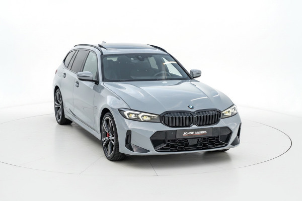 BMW 3 Serie Touring 330e Pano/M-Sport/HUD/Trekhaak