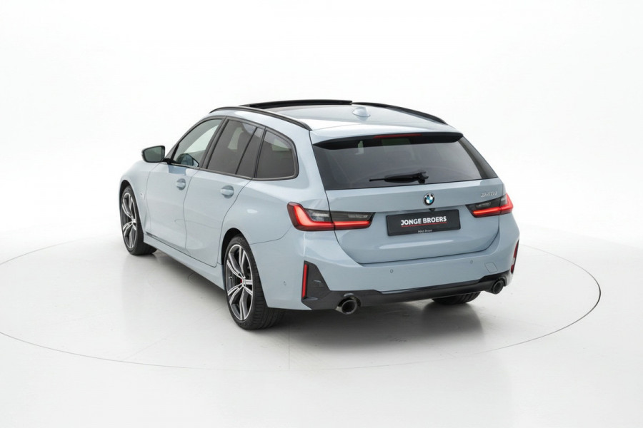 BMW 3 Serie Touring 330e Pano/M-Sport/HUD/Trekhaak